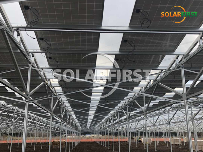 Montagem em solo de 1,8 MW no Japão