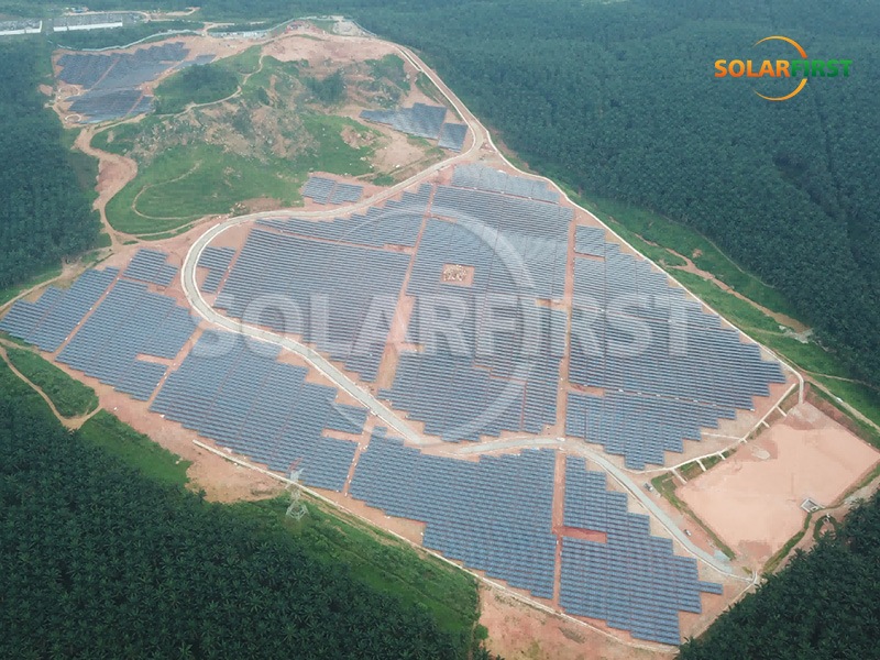 Montagem no solo de 36 MWp na Malásia