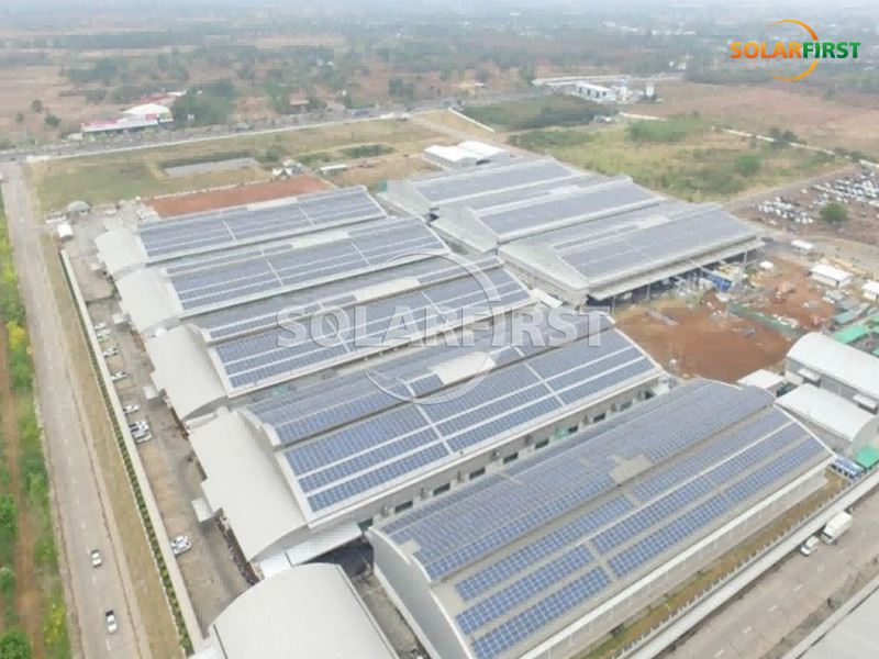 Montagem de telhado de telha metálica de 8,8 MWp na Tailândia