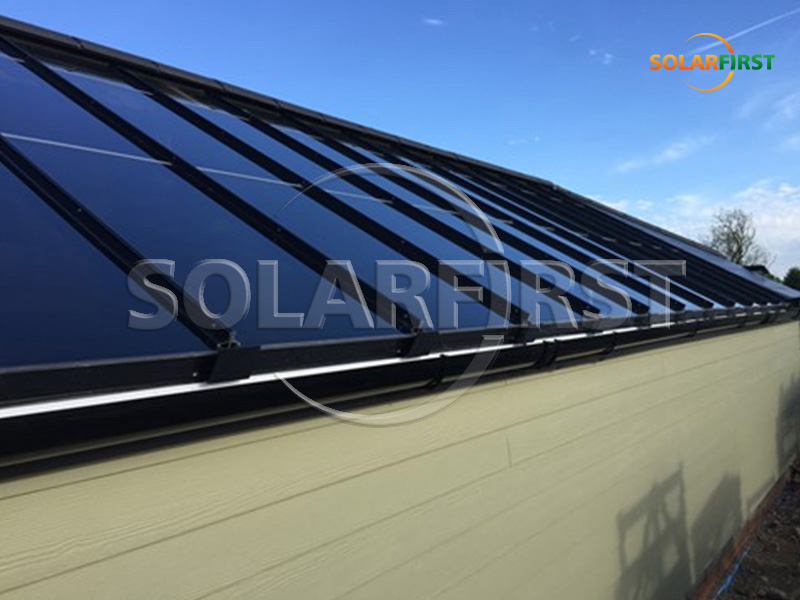 95㎡ Teto Transparente BIPV em Huntingdon