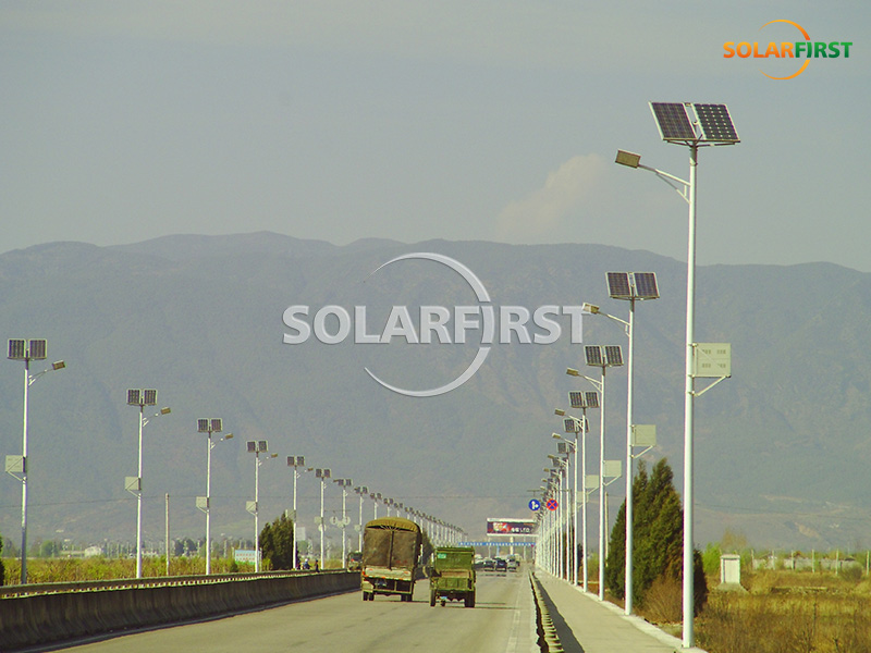 2.000 soluções de iluminação pública fotovoltaica na China