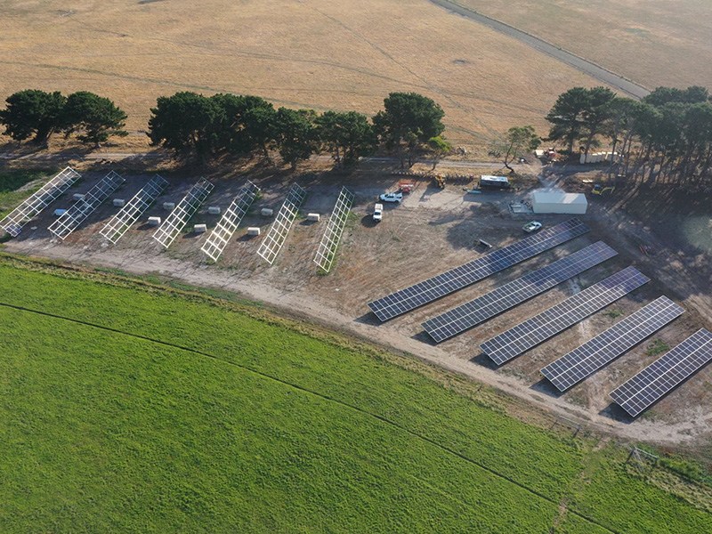 Centrais Fotovoltaicas Distribuídas: Definição e Análise de Características Principais