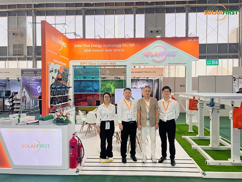 Solar First Group brilha na Feira Fotovoltaica Saudita, soluções de cenários completos atraem atenção