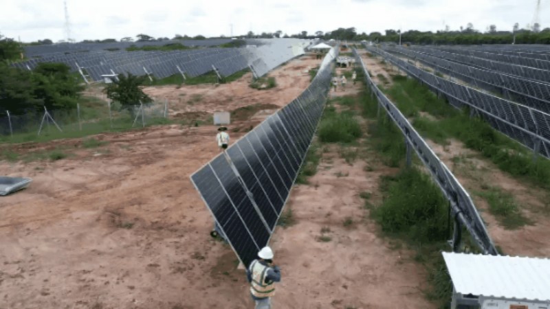 A fast motor is adopted to reduce the rotation time of the tracker